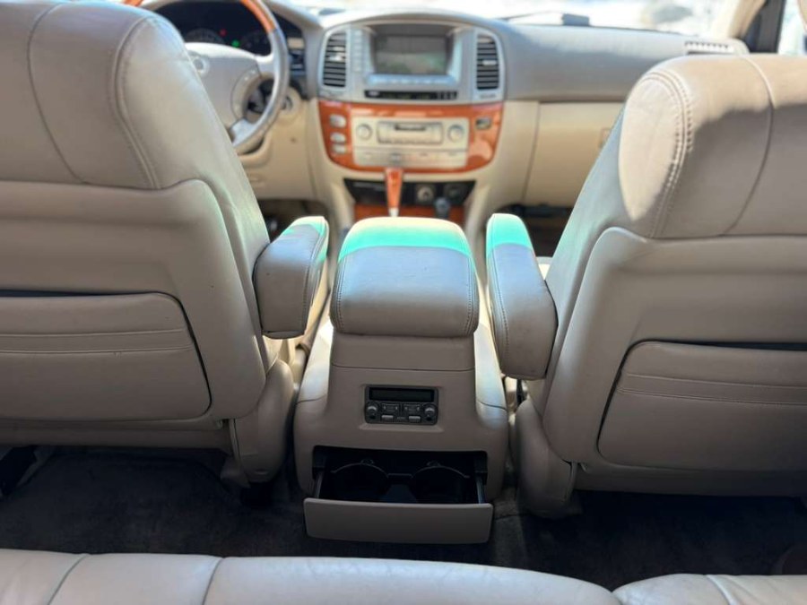 2006 Lexus LX 470 - Photo 27