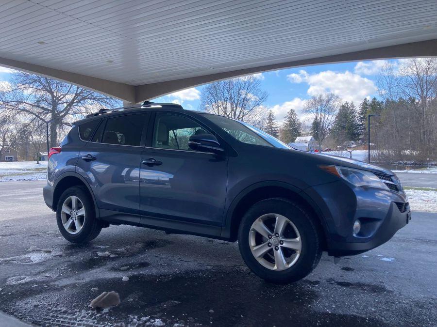 Toyota Rav4 photo 3