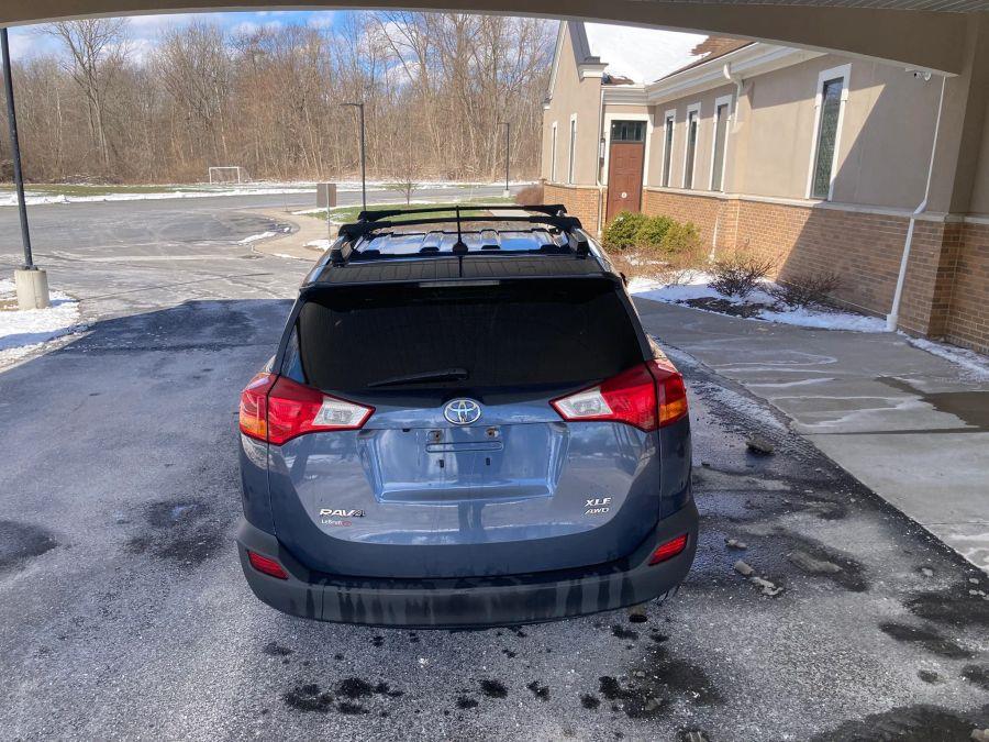 Toyota Rav4 photo 7
