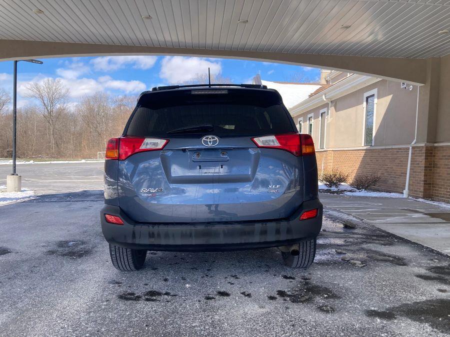 Toyota Rav4 photo 8