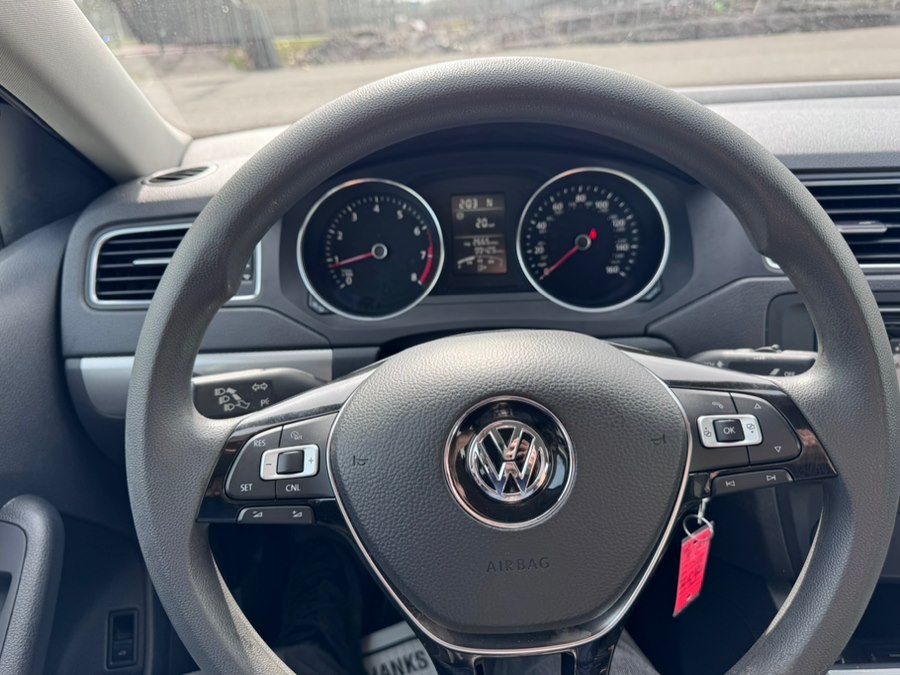 2017 Volkswagen Jetta S - Photo 15