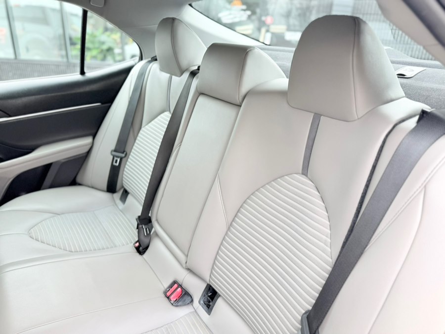 2023 Toyota Camry SE - Photo 26