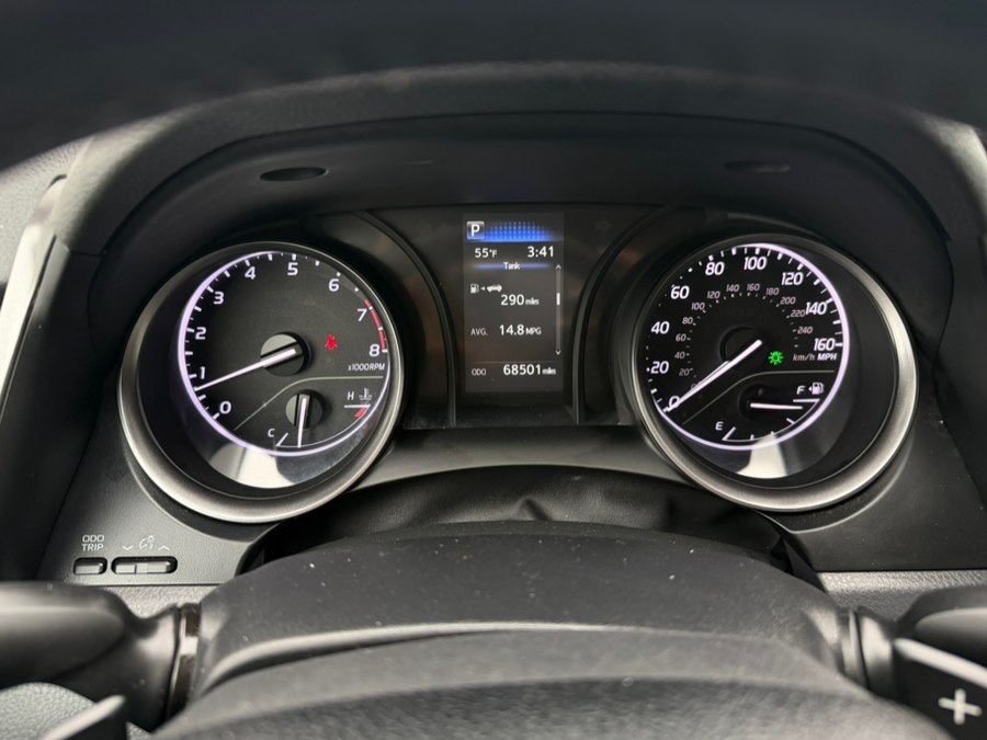 2023 Toyota Camry SE - Photo 29