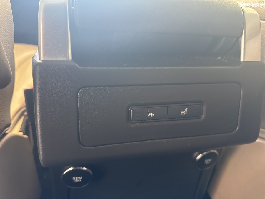 2020 Land Rover Discovery SE - Photo 9