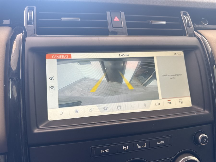 2020 Land Rover Discovery SE - Photo 17