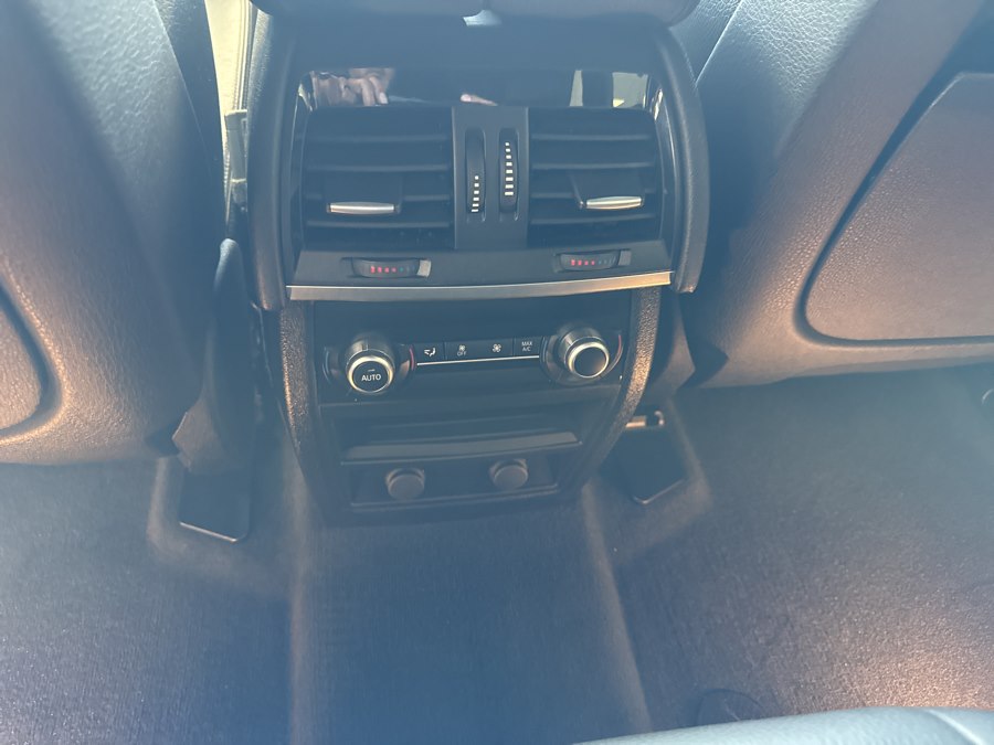2017 BMW X5 xDrive40e - Photo 9