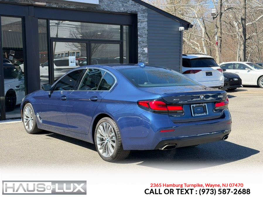 2021 BMW 5 Series 530i - Photo 18