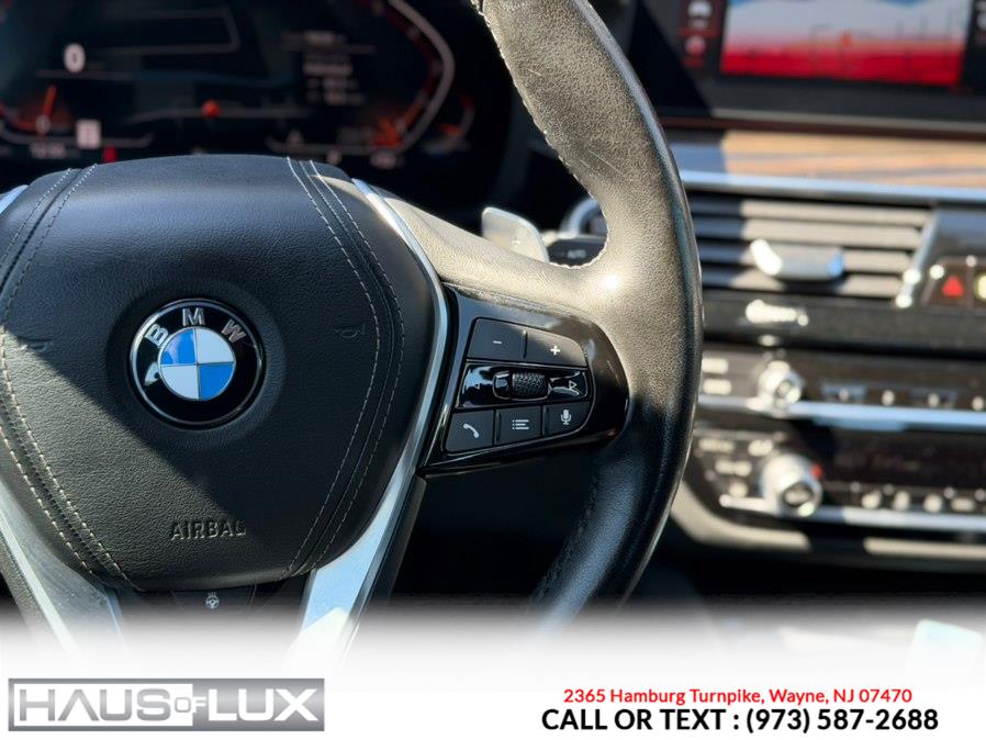 2021 BMW 5 Series 530i - Photo 31