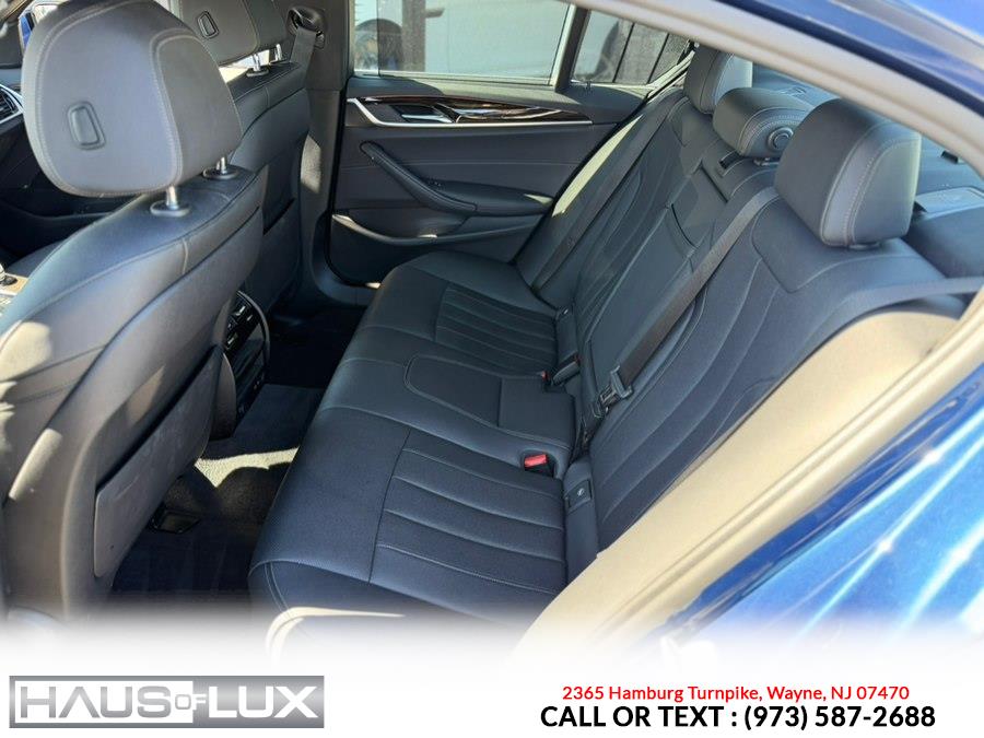 2021 BMW 5 Series 530i - Photo 10