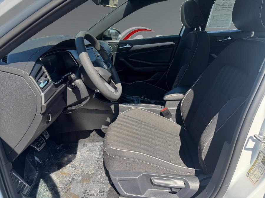 2023 Volkswagen Jetta Sport - Photo 9