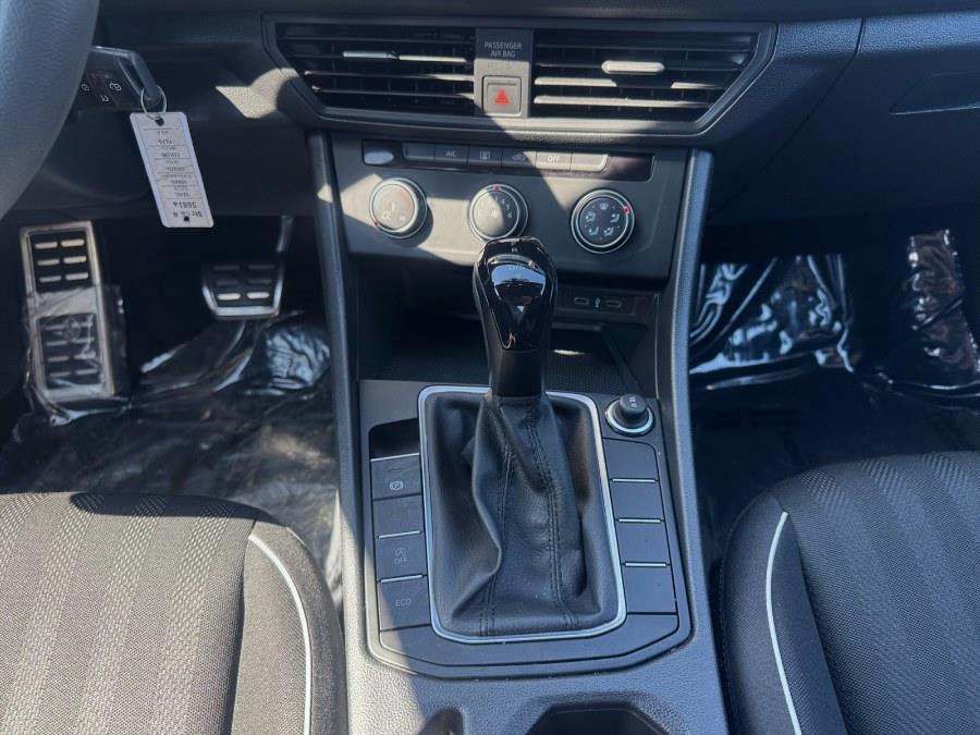 2023 Volkswagen Jetta Sport - Photo 14
