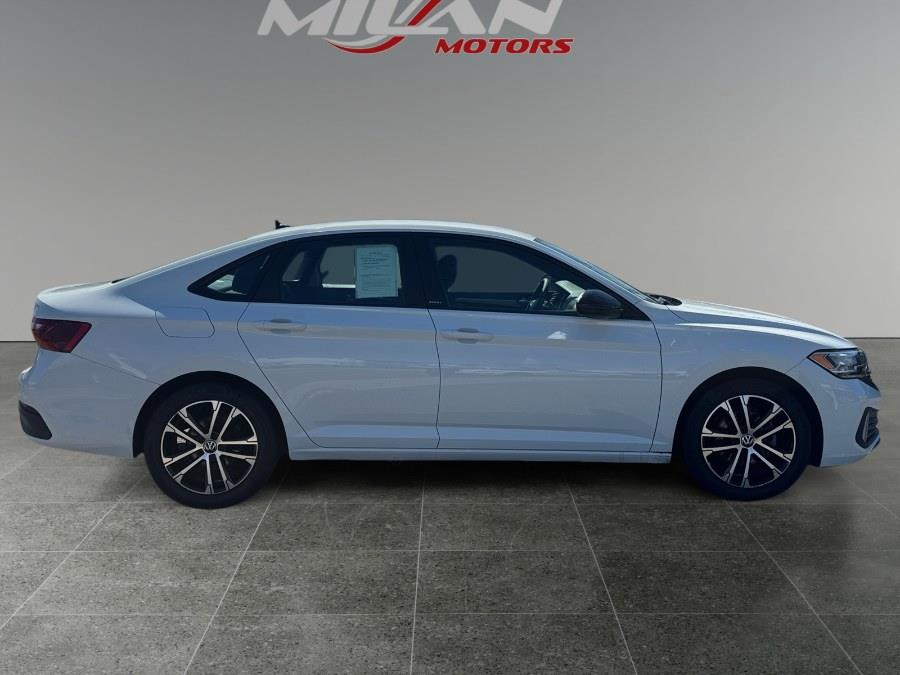 2023 Volkswagen Jetta Sport - Photo 5