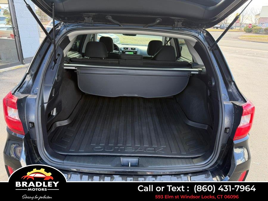 2015 Subaru Outback Premium - Photo 4