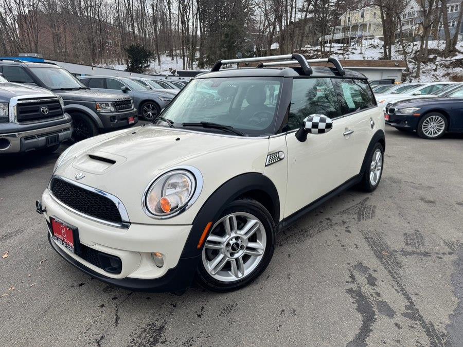 2013 MINI Cooper Clubman 2dr Cpe S, available for sale in Waterbury, Connecticut | House of Cars LLC. Waterbury, Connecticut