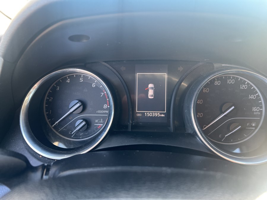 2020 Toyota Camry LE - Photo 13