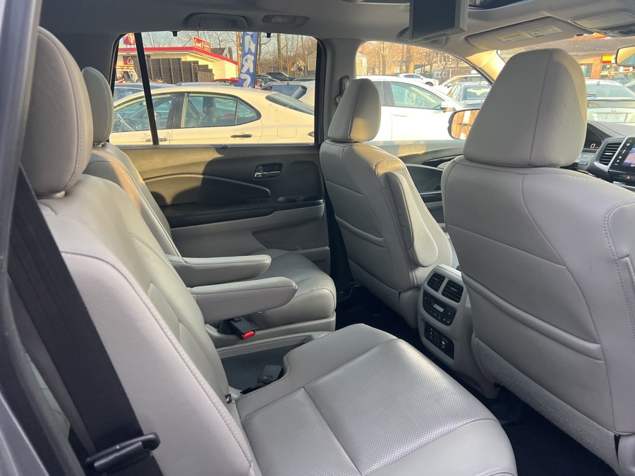 2016 Honda Pilot Elite - Photo 18