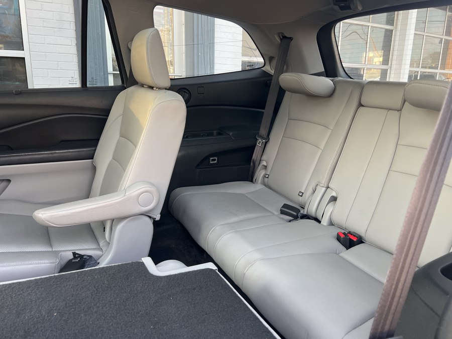 2016 Honda Pilot Elite - Photo 17