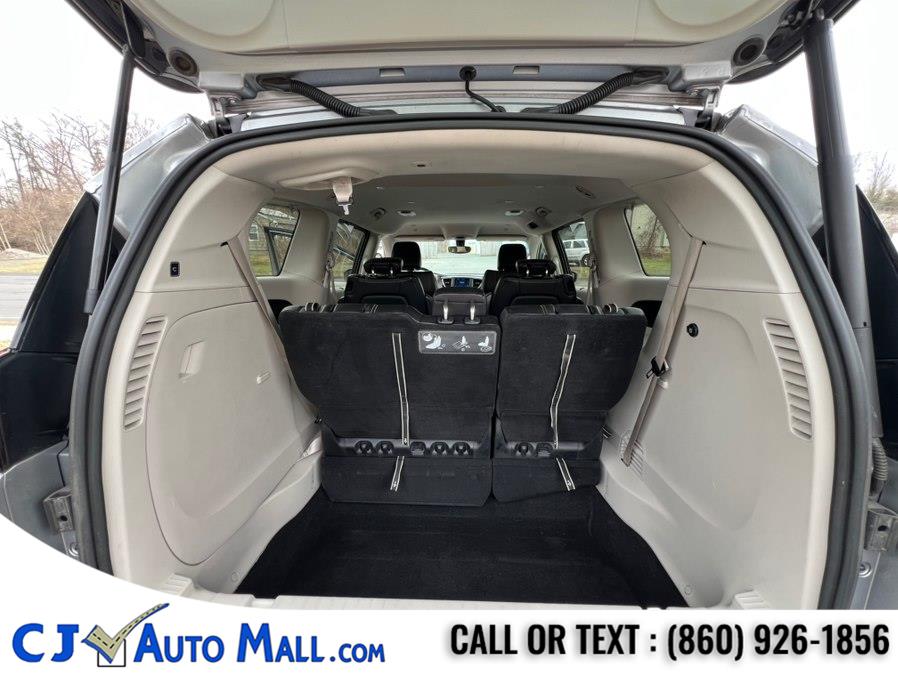 2020 Chrysler Voyager LXI - Photo 31