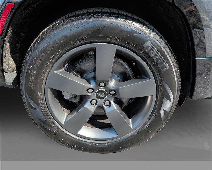 2023 Land Rover Defender X-Dynamic SE - Photo 21