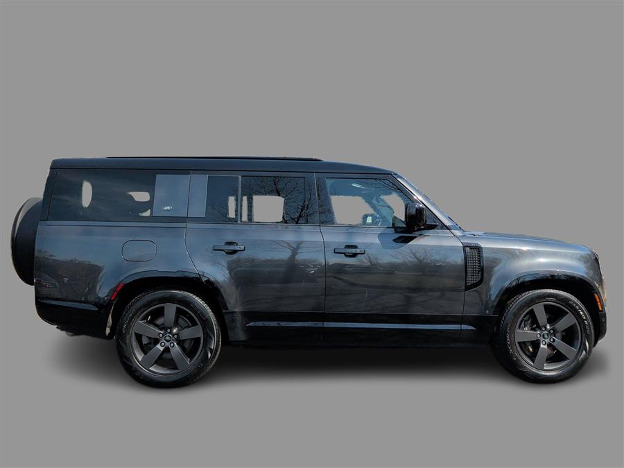 2023 Land Rover Defender X-Dynamic SE - Photo 22