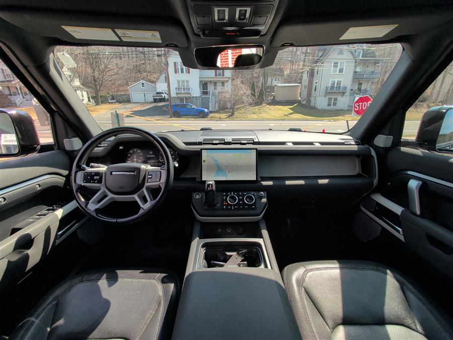 2023 Land Rover Defender X-Dynamic SE - Photo 31