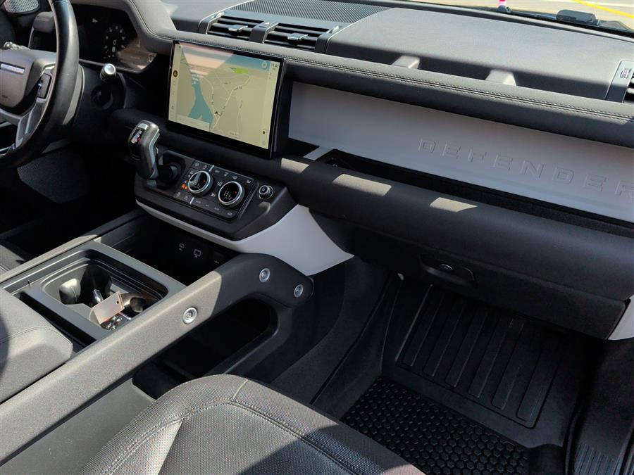 2023 Land Rover Defender X-Dynamic SE - Photo 35