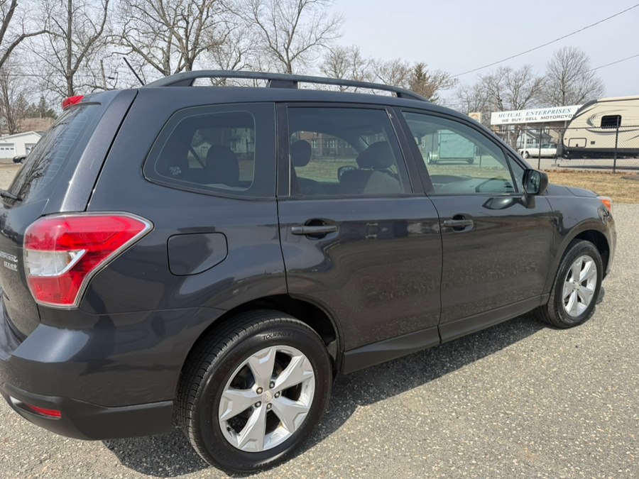 2015 Subaru Forester i - Photo 11