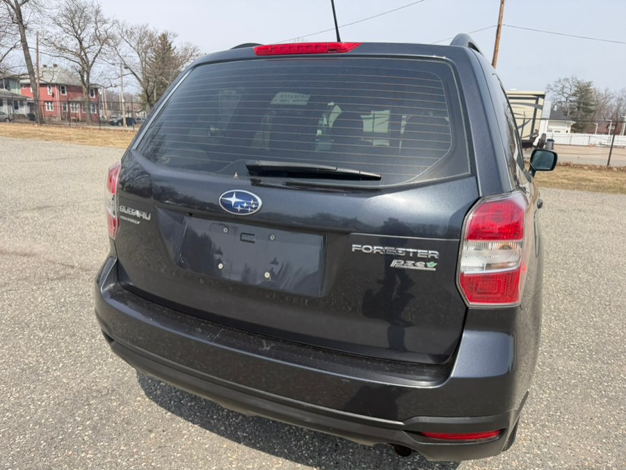 2015 Subaru Forester i - Photo 8