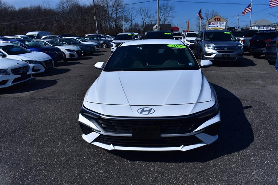 2024 Hyundai Elantra 2.0 SEL IVT's photo