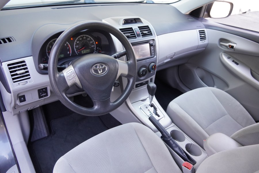 2013 Toyota Corolla LE - Photo 7