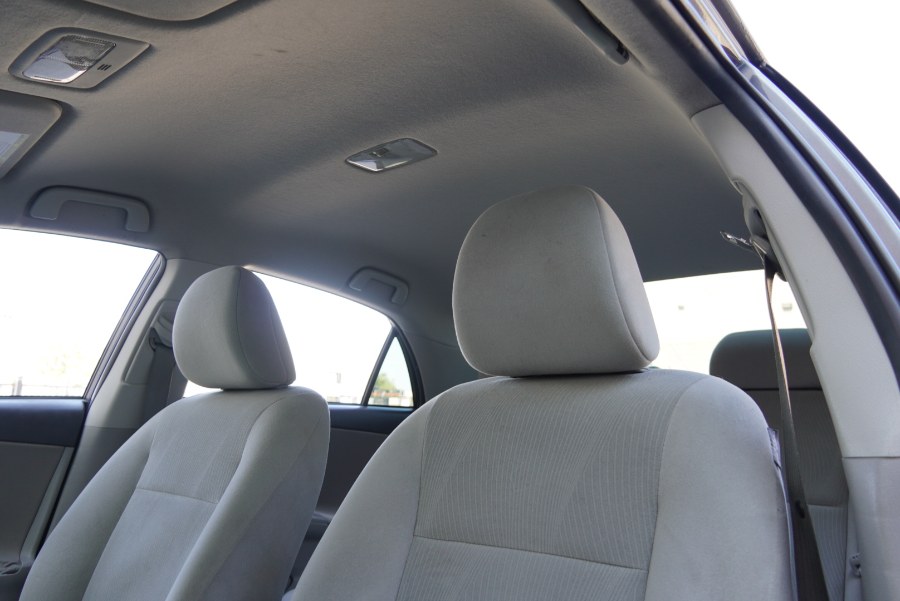 2013 Toyota Corolla LE - Photo 16