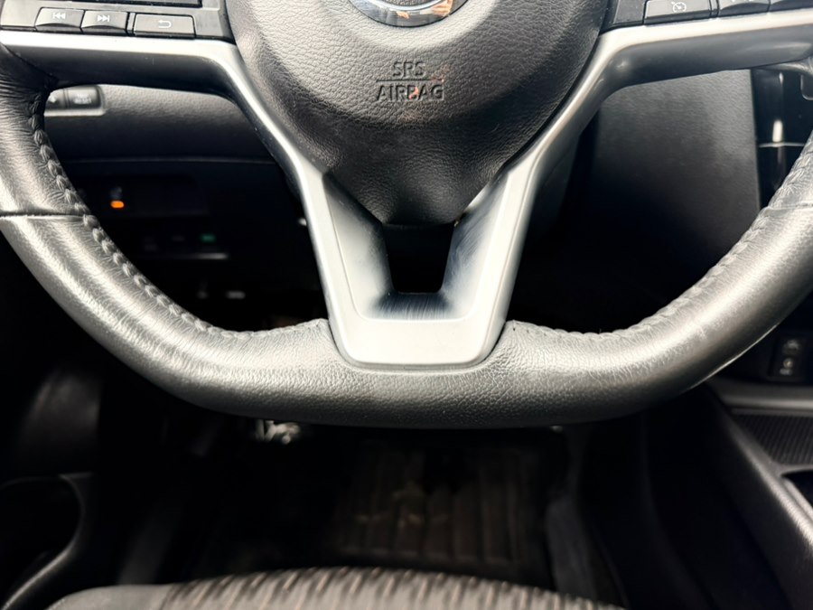 2017 Nissan Rogue SV - Photo 15