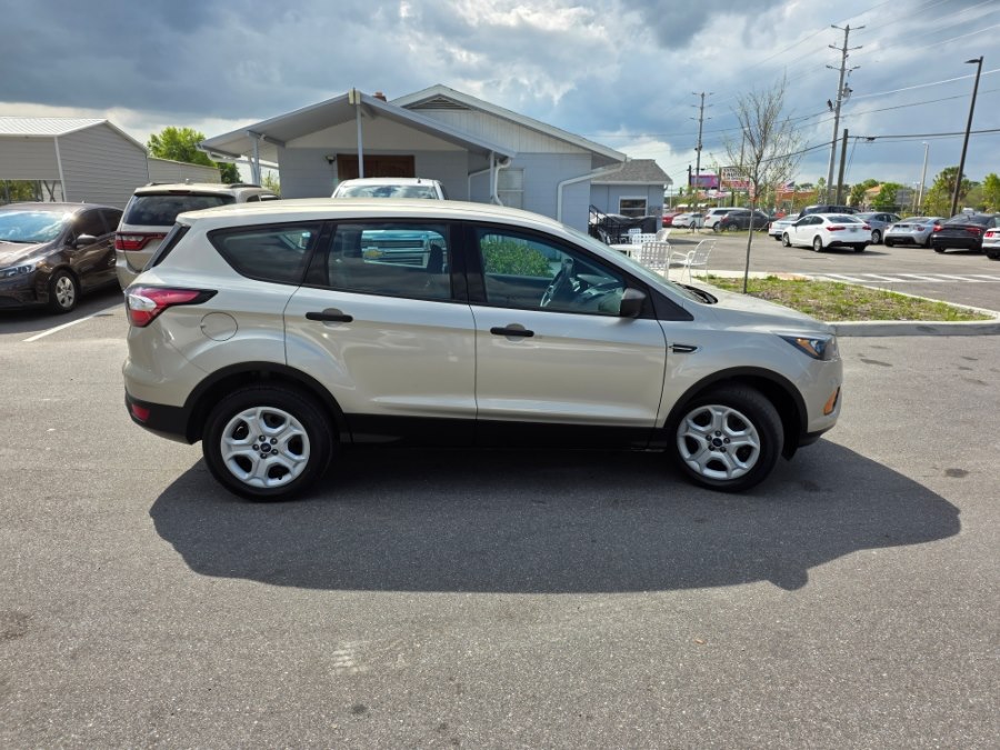 2018 Ford Escape S - Photo 3