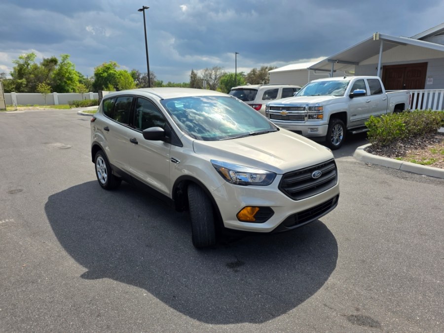 2018 Ford Escape S - Photo 2