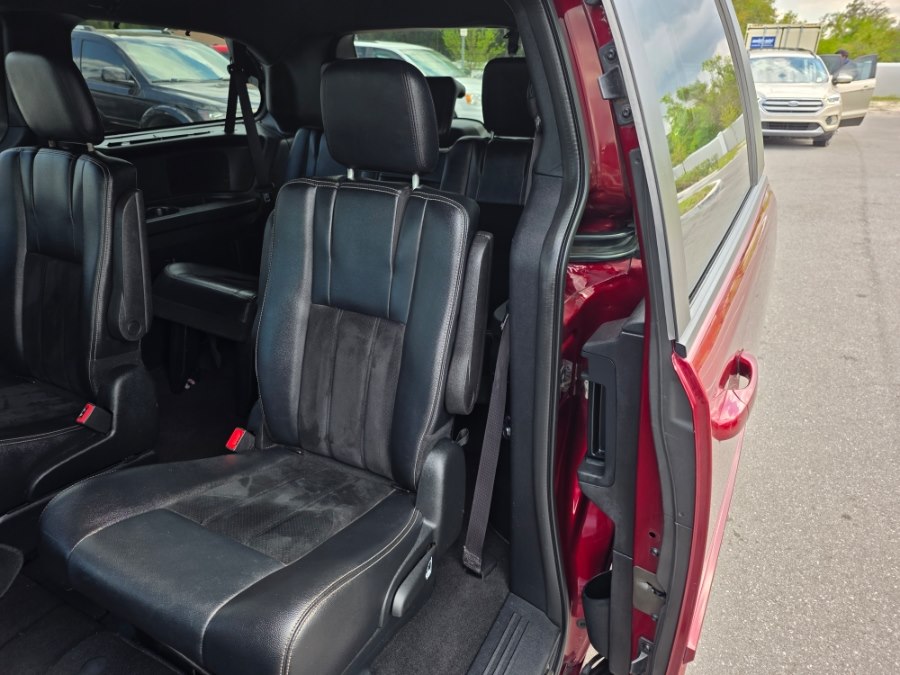 2017 Dodge Grand Caravan SXT - Photo 8