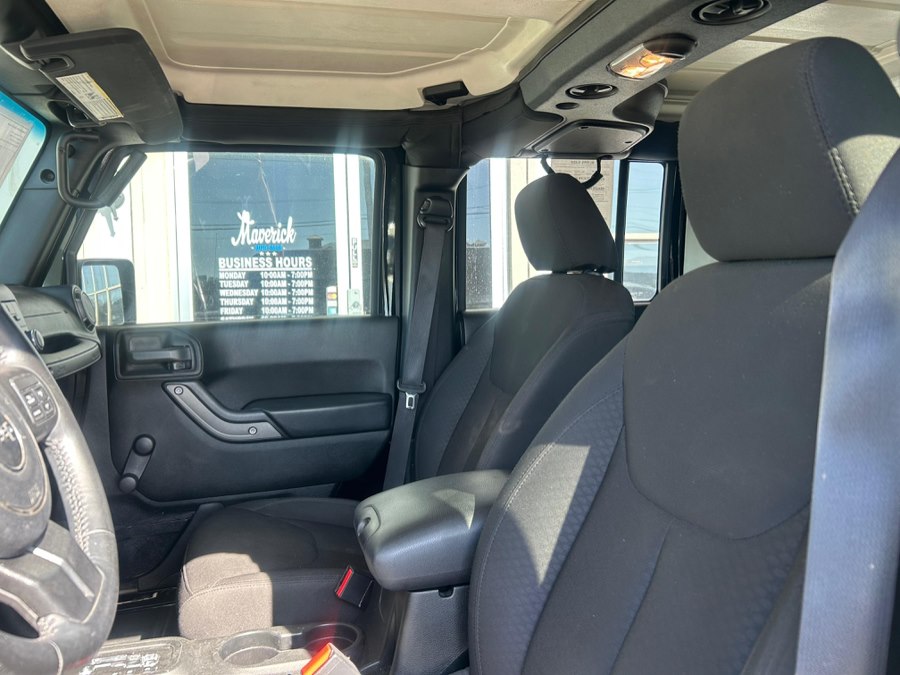 2017 Jeep Wrangler Unlimited Sport - Photo 10