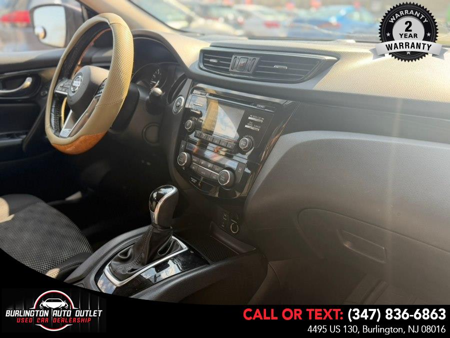 2017 Nissan Rogue Sport SV - Photo 9