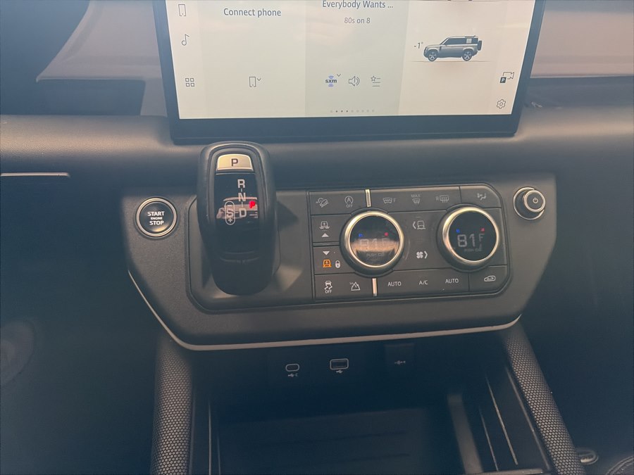 2022 Land Rover Defender X-Dynamic HSE - Photo 47