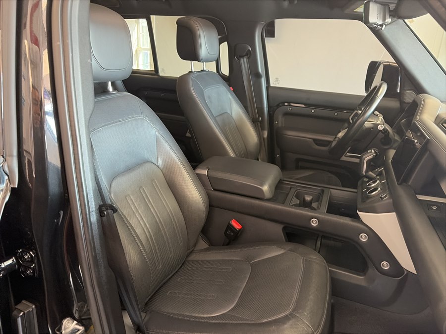 2022 Land Rover Defender X-Dynamic HSE - Photo 30