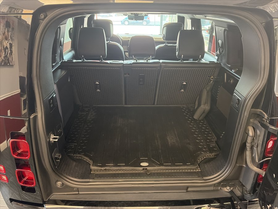 2022 Land Rover Defender X-Dynamic HSE - Photo 21