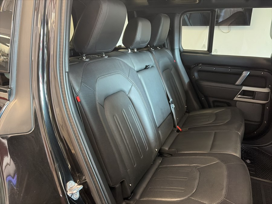 2022 Land Rover Defender X-Dynamic HSE - Photo 33