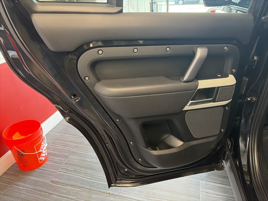 2022 Land Rover Defender X-Dynamic HSE - Photo 15