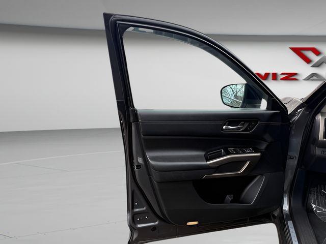 2022 Nissan Pathfinder Platinum - Photo 16