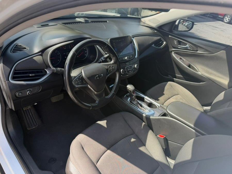 2021 Chevrolet Malibu RS - Photo 12