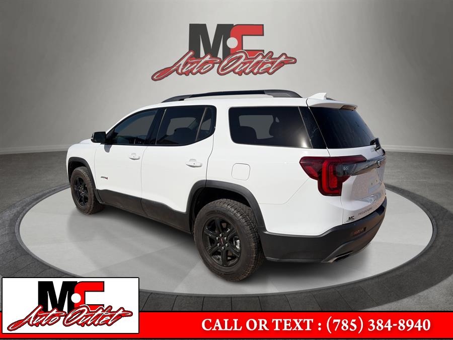 2023 GMC Acadia AT4 - Photo 4