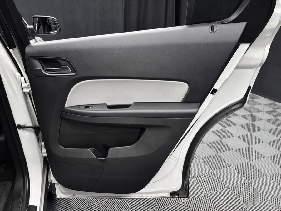 2013 Chevrolet Equinox 1LT - Photo 23