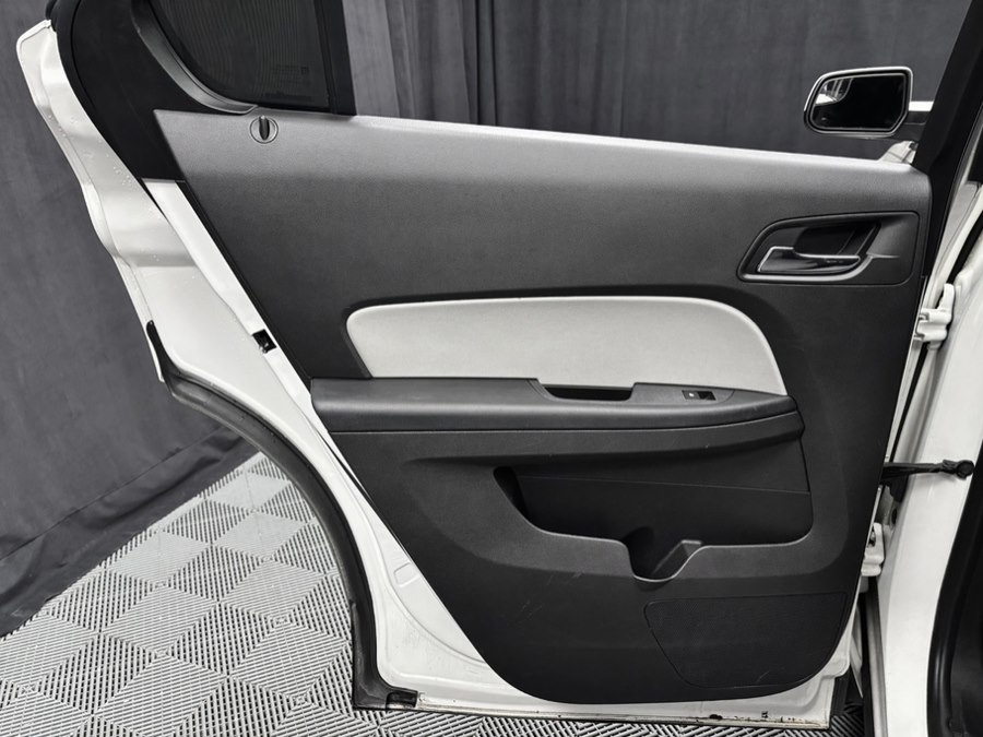 2013 Chevrolet Equinox 1LT - Photo 24