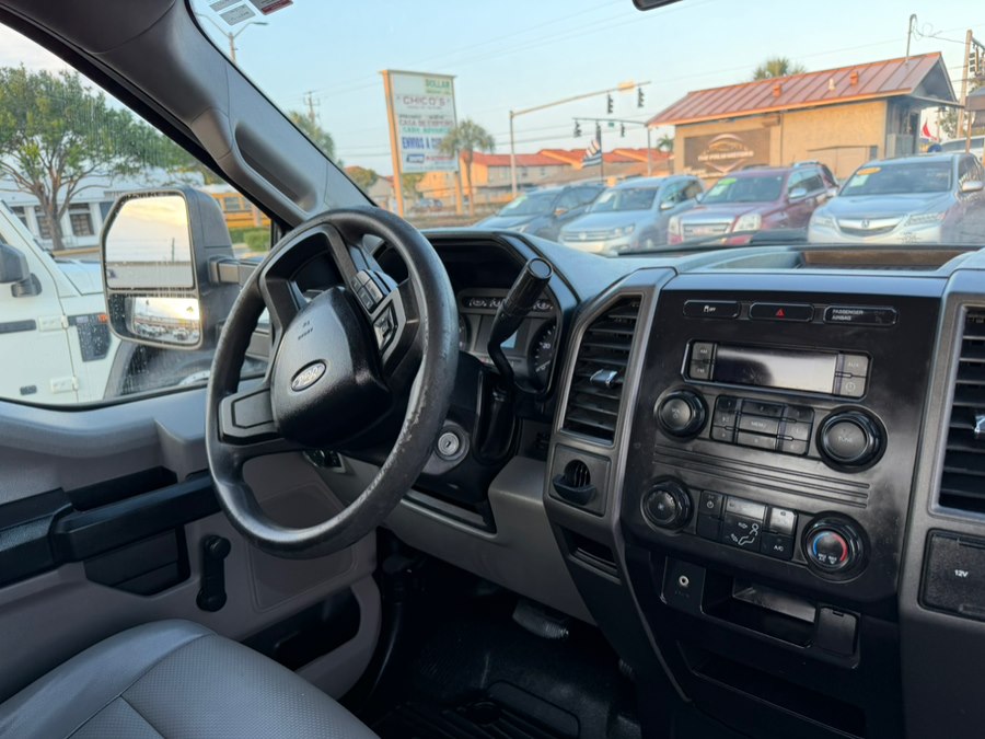 2018 Ford F-250 Super Duty XLT - Photo 13