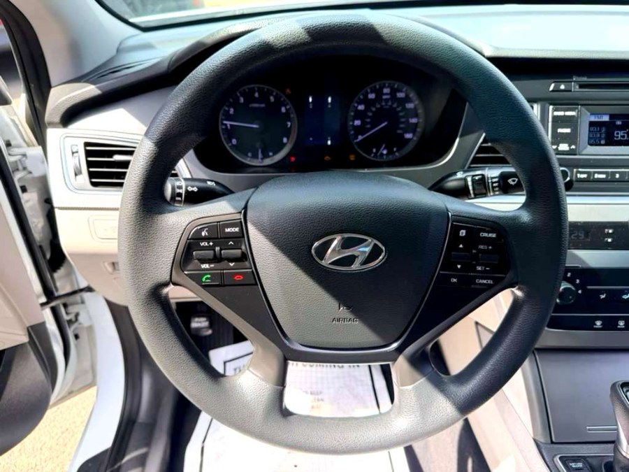 2015 Hyundai Sonata SE - Photo 8