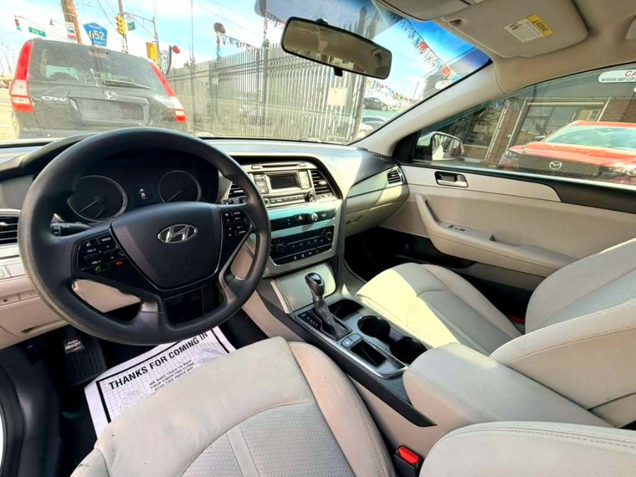 2015 Hyundai Sonata SE - Photo 12